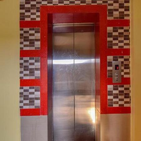 Fabhotel Rr Suites Guwahati Esterno foto